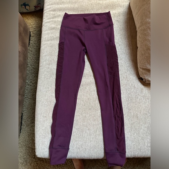 Fabletics Mila pocket 3/4 leggings burgundy maroon women’s cropped mesh XS - Picture 4 of 6